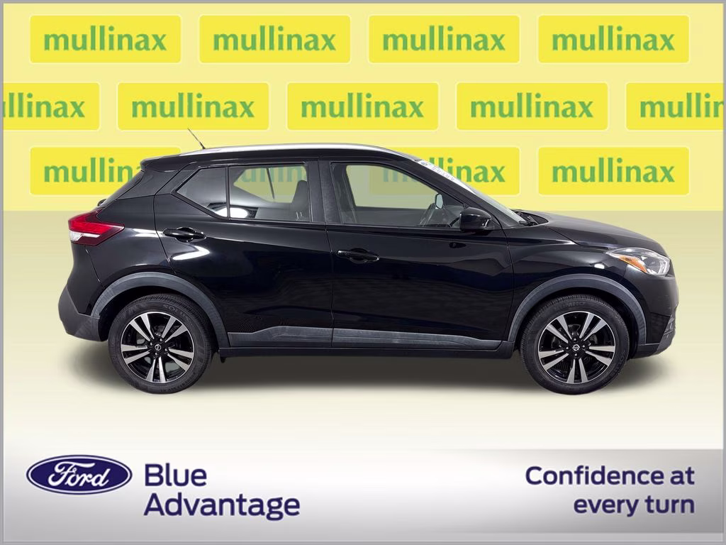 2019 Super Black Nissan Kicks SV FWD SUV