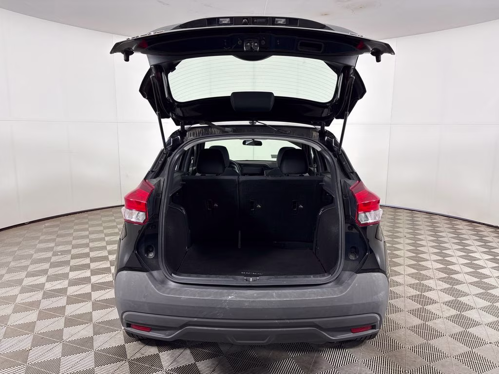 2019 Super Black Nissan Kicks SV FWD SUV
