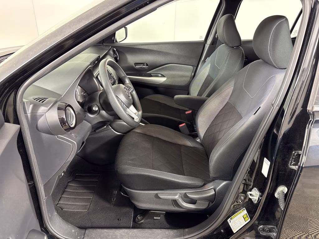 2019 Super Black Nissan Kicks SV FWD SUV