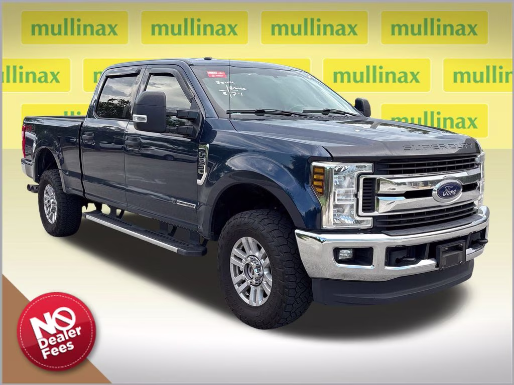 2019 Blue Ford Super Duty F-250 SRW XLT 4X4 Truck