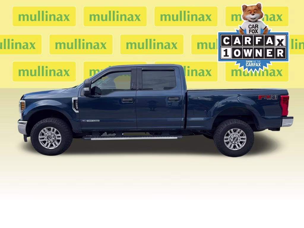 2019 Blue Ford Super Duty F-250 SRW XLT 4X4 Truck