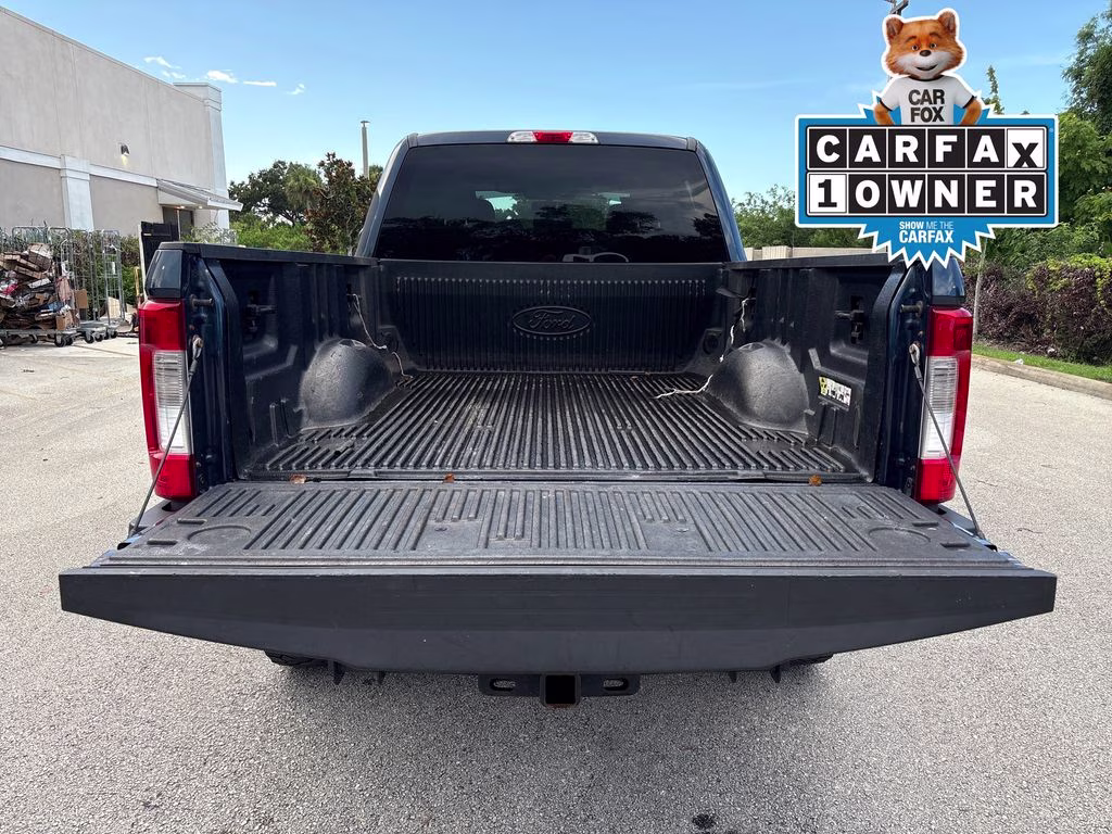 2019 Blue Ford Super Duty F-250 SRW XLT 4X4 Truck