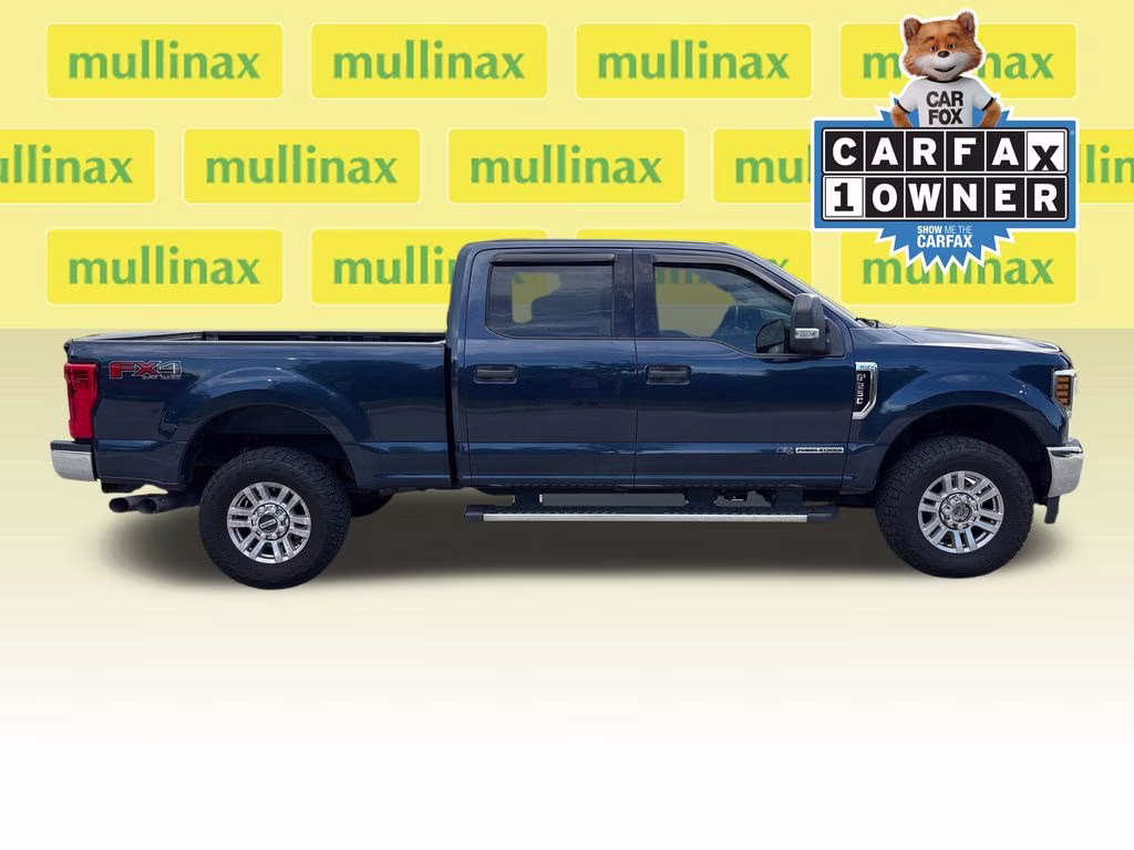 2019 Blue Ford Super Duty F-250 SRW XLT 4X4 Truck