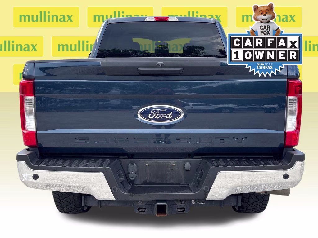 2019 Blue Ford Super Duty F-250 SRW XLT 4X4 Truck