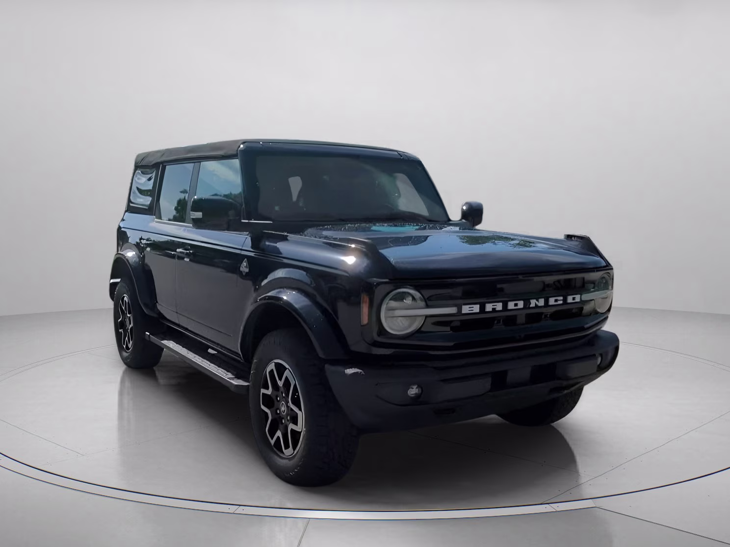 2021 Antimatter Blue Metallic Ford Bronco Outer Banks 4X4 Convertible