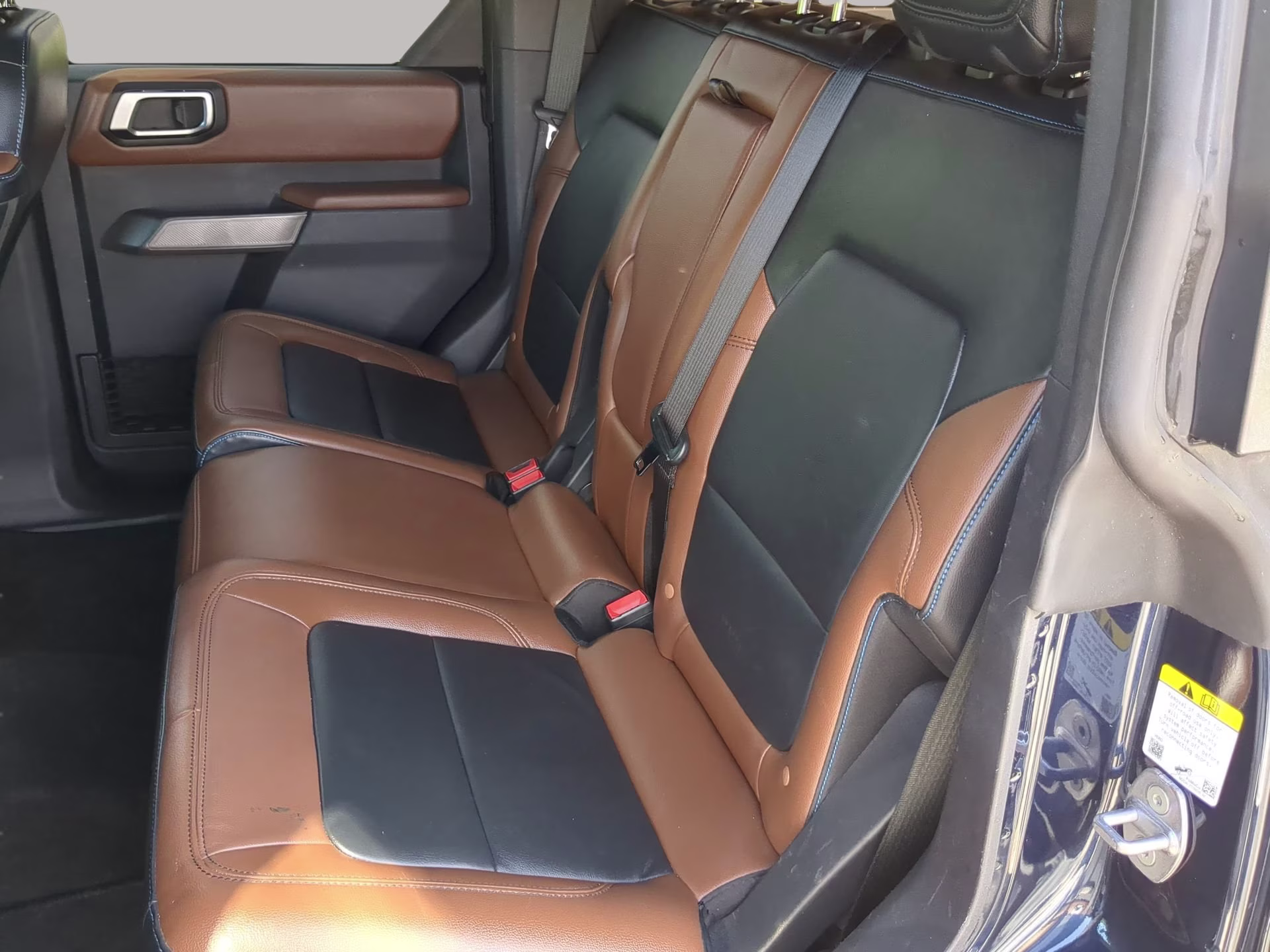 2021 Antimatter Blue Metallic Ford Bronco Outer Banks 4X4 Convertible