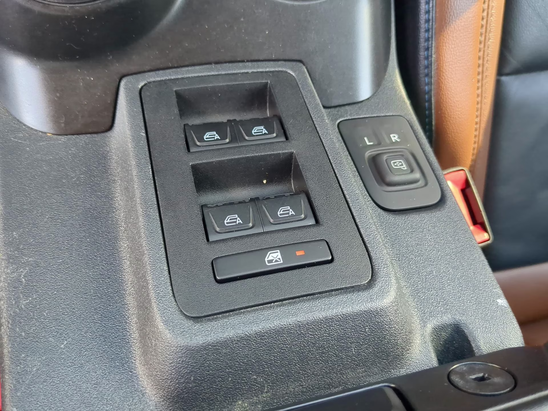2021 Antimatter Blue Metallic Ford Bronco Outer Banks 4X4 Convertible