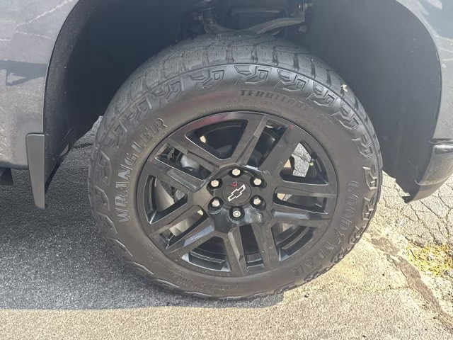 2021 Chevrolet Silverado 1500 4X4 Truck