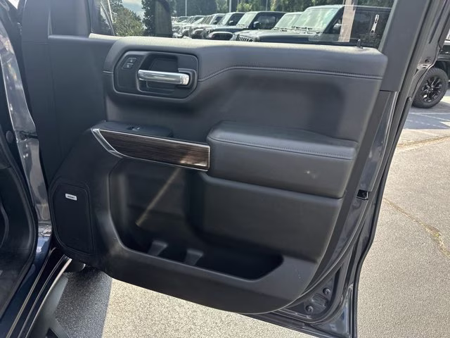 2021 Chevrolet Silverado 1500 4X4 Truck