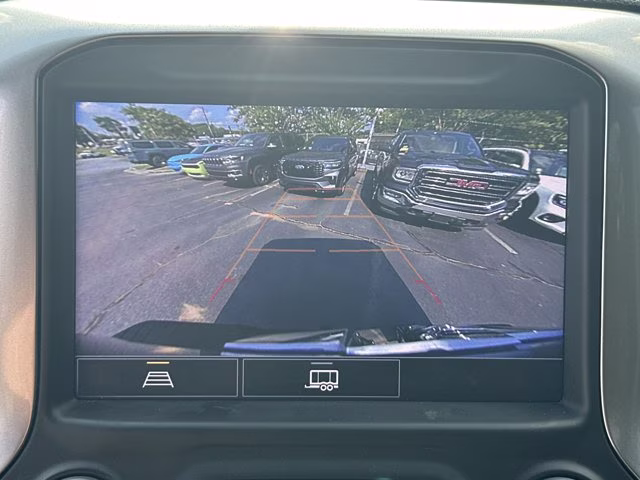 2021 Chevrolet Silverado 1500 4X4 Truck