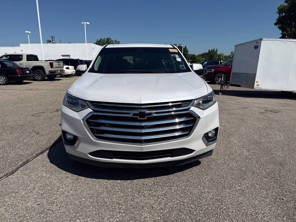 Used 2021 Chevrolet Traverse High Country with VIN 1GNEVNKW3MJ141335 for sale in Rochester, Minnesota