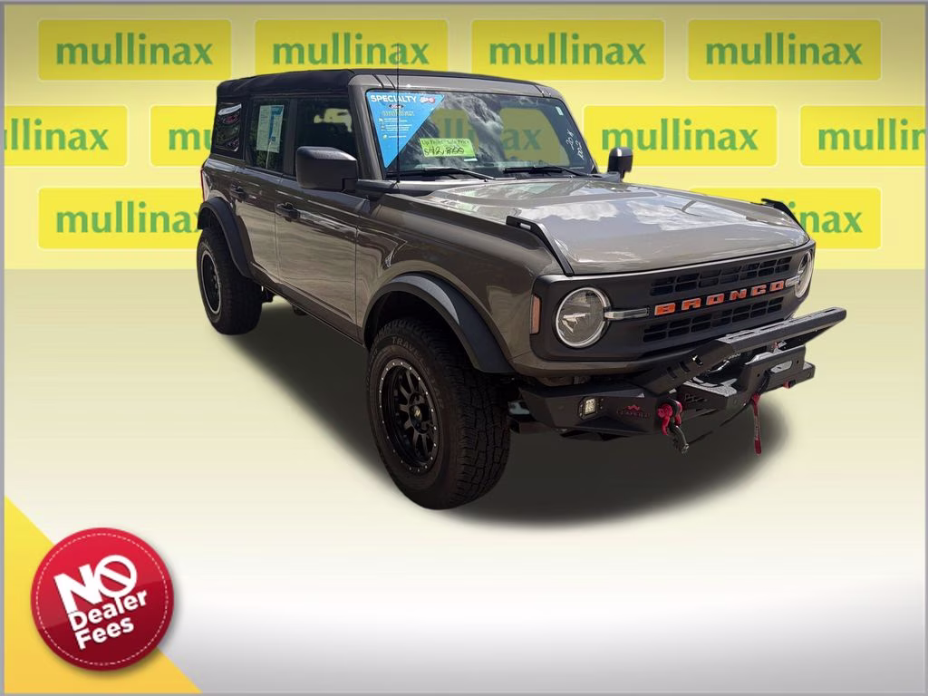 2025 Gray Ford Bronco Base 4X4 SUV
