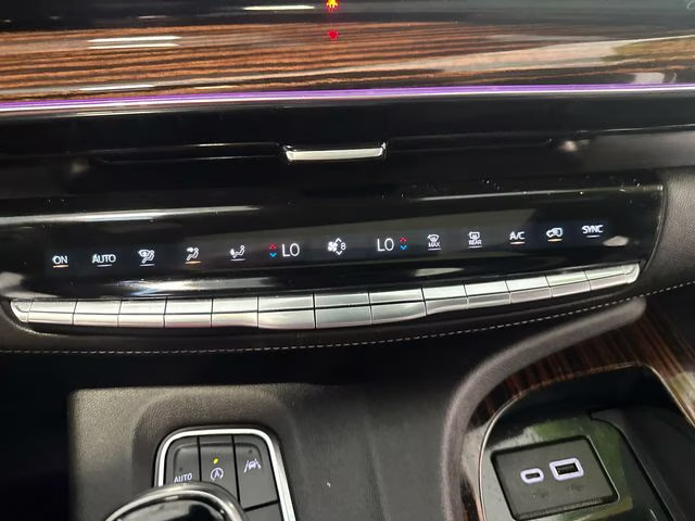 2022 Crystal White Tricoat Cadillac Escalade Premium Luxury 4X4 SUV