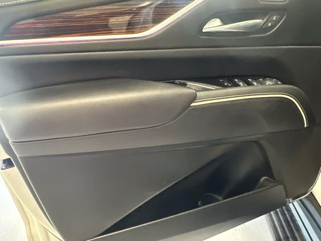 2022 Crystal White Tricoat Cadillac Escalade Premium Luxury 4X4 SUV