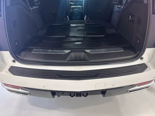 2022 Crystal White Tricoat Cadillac Escalade Premium Luxury 4X4 SUV
