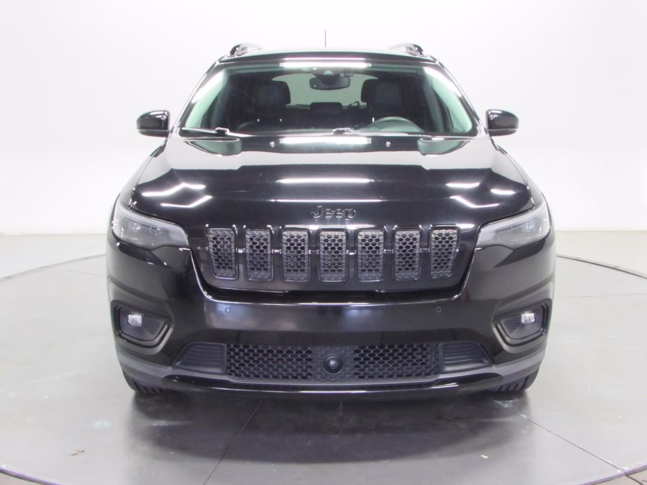 2023 Diamond Black Crystal Pearlcoat Jeep Cherokee 4WD Altitude Lux 4X4 SUV