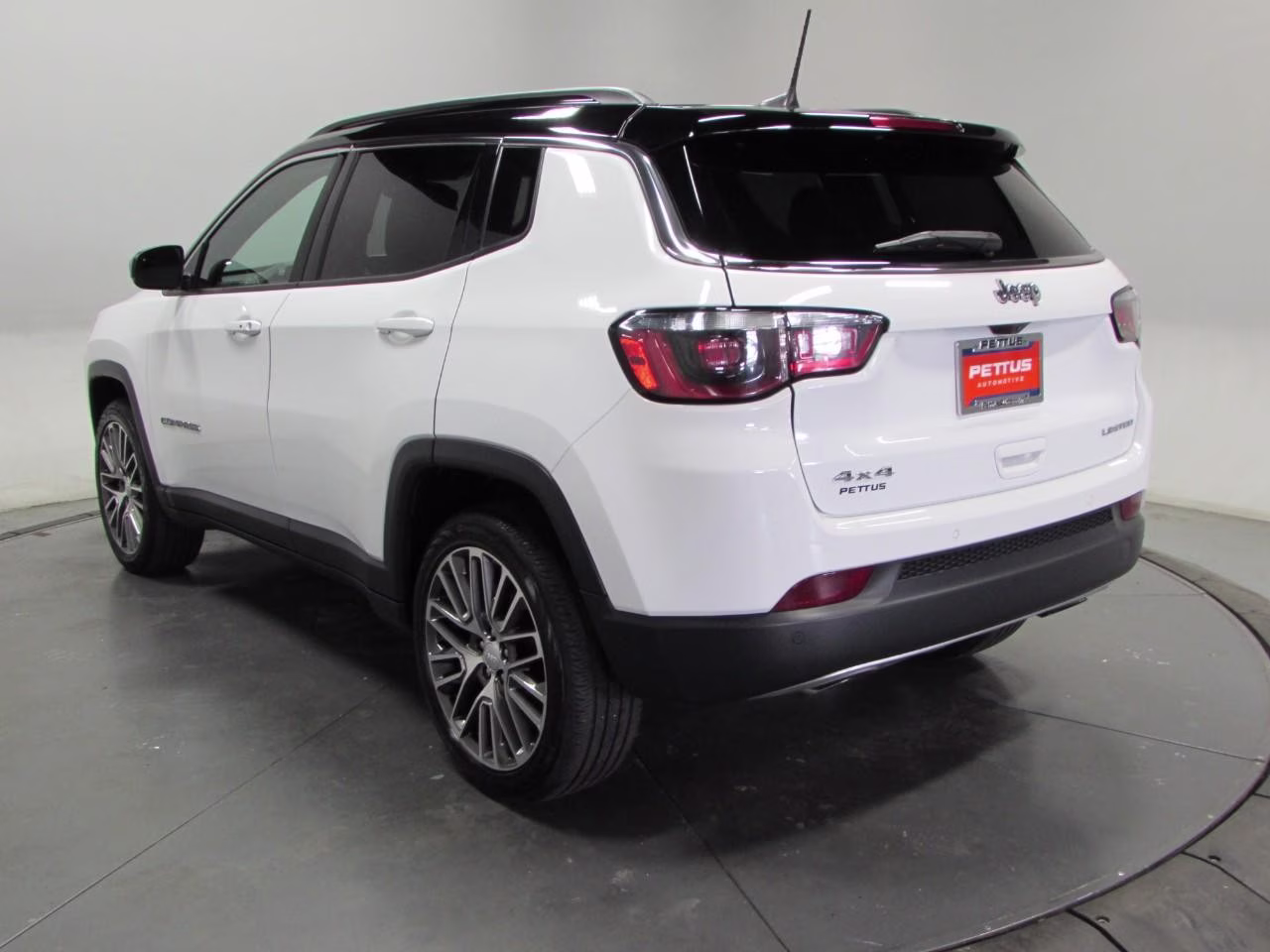 2023 Bright White Clearcoat Jeep Compass Limited 4X4 SUV