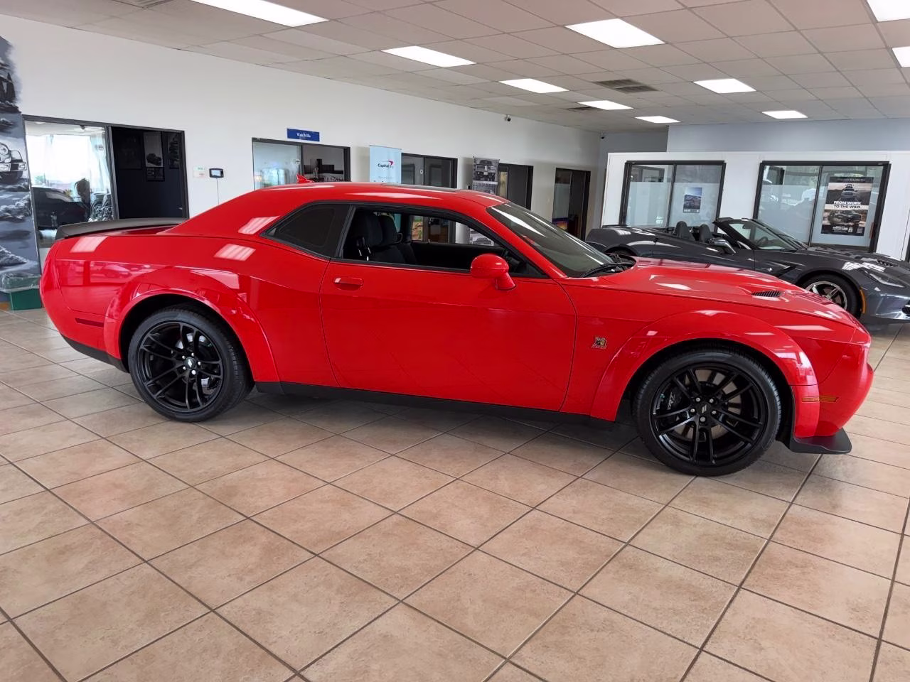 2023 Go Mango Dodge Challenger R/T Scat Pack Widebody RWD Coupe