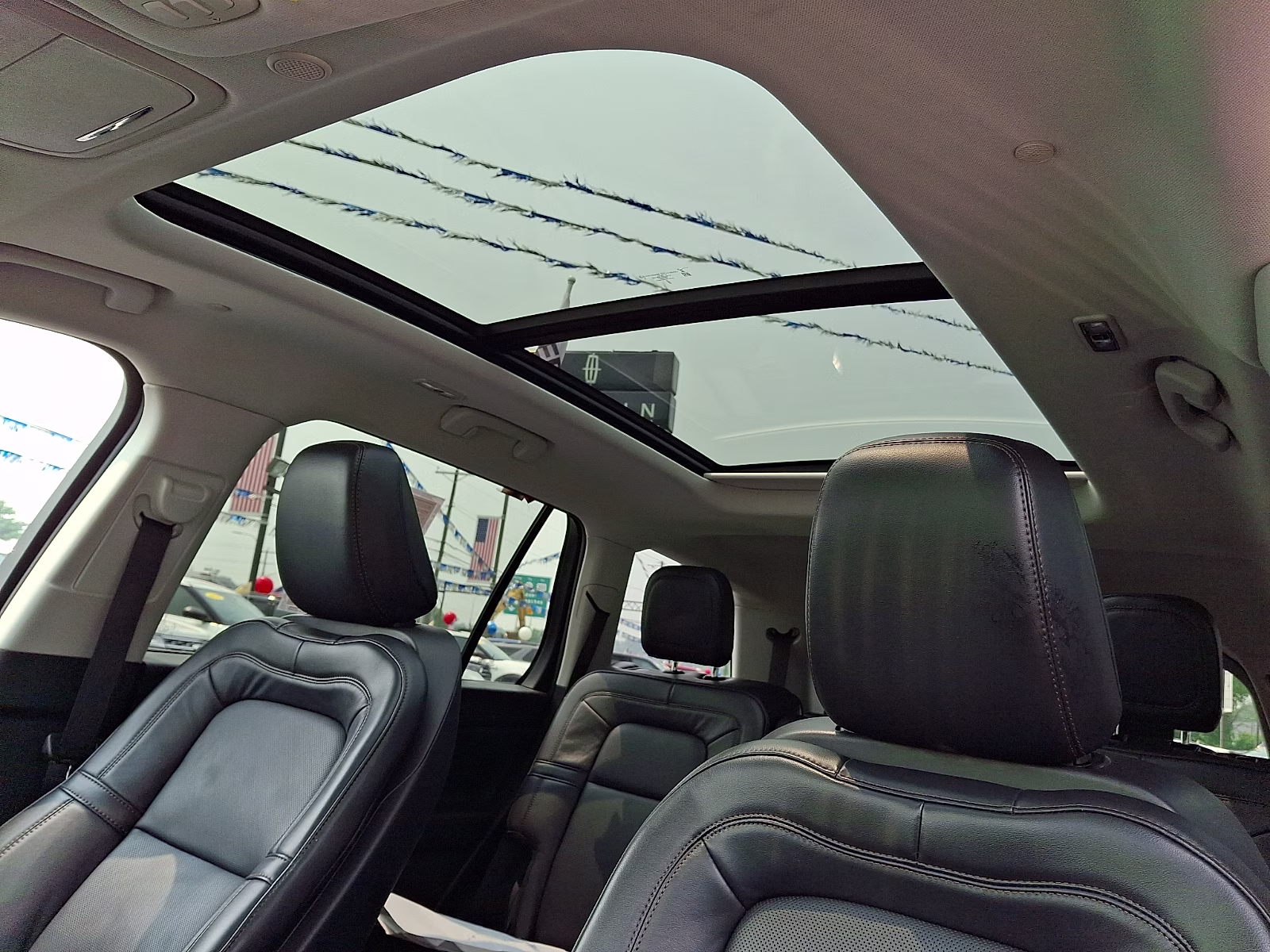 2025 Infinite Black Metallic Clearcoat - UM Lincoln Aviator Reserve AWD