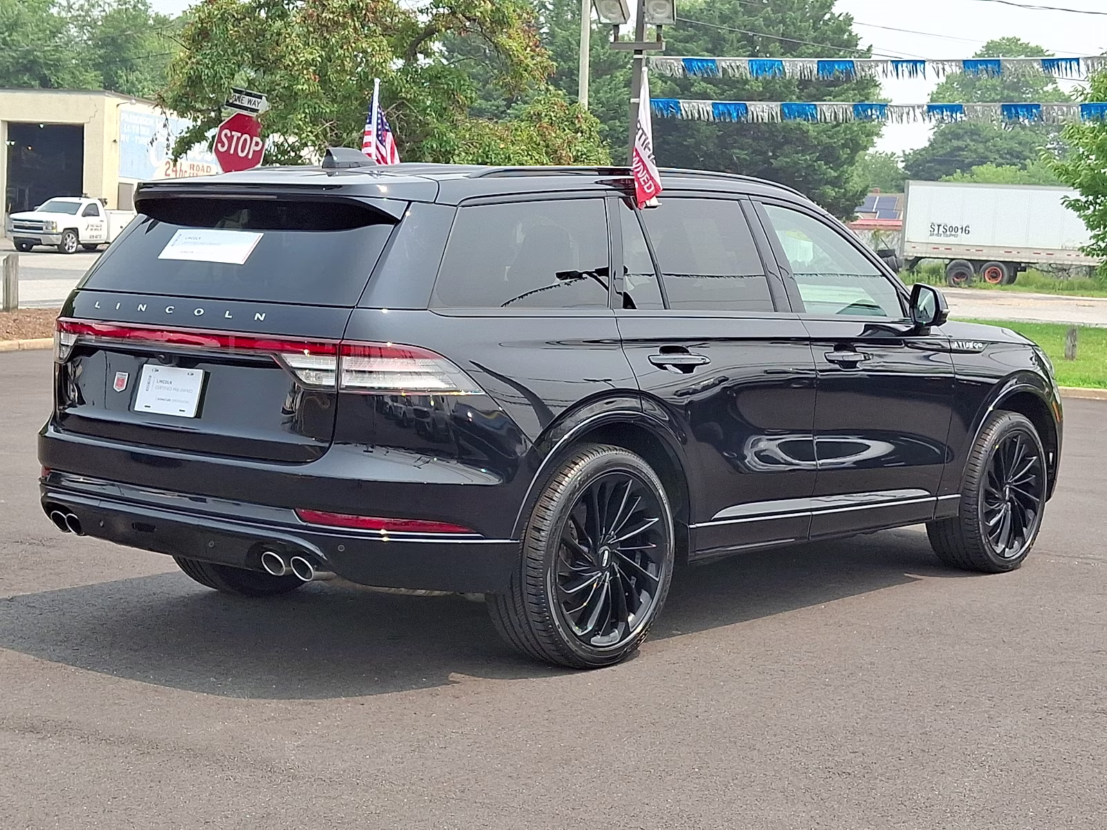 2025 Infinite Black Metallic Clearcoat - UM Lincoln Aviator Reserve AWD