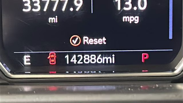 2021 Summit White GMC Sierra 2500HD AT4 4X4 Truck