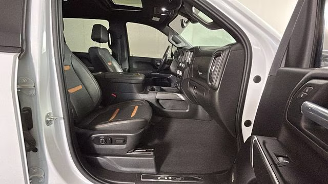 2021 Summit White GMC Sierra 2500HD AT4 4X4 Truck