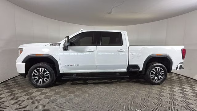 2021 Summit White GMC Sierra 2500HD AT4 4X4 Truck