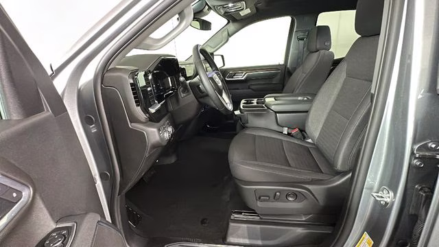 2026 GMC Sierra 1500 SLE - Photo 11