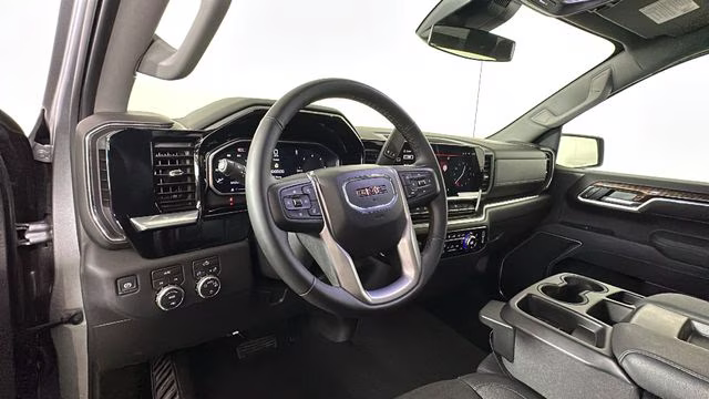 2026 GMC Sierra 1500 SLE - Photo 13