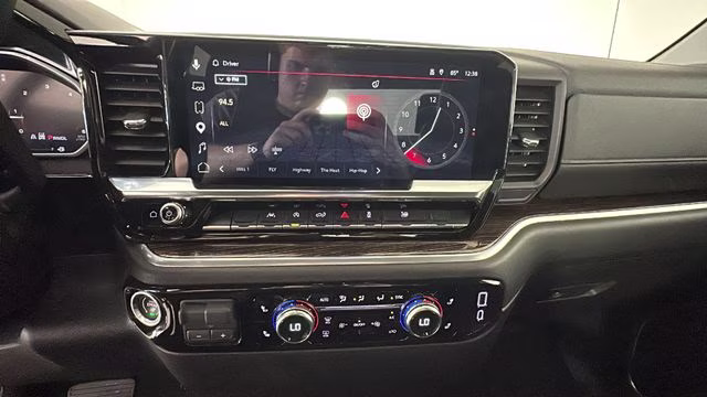 2026 GMC Sierra 1500 SLE - Photo 23