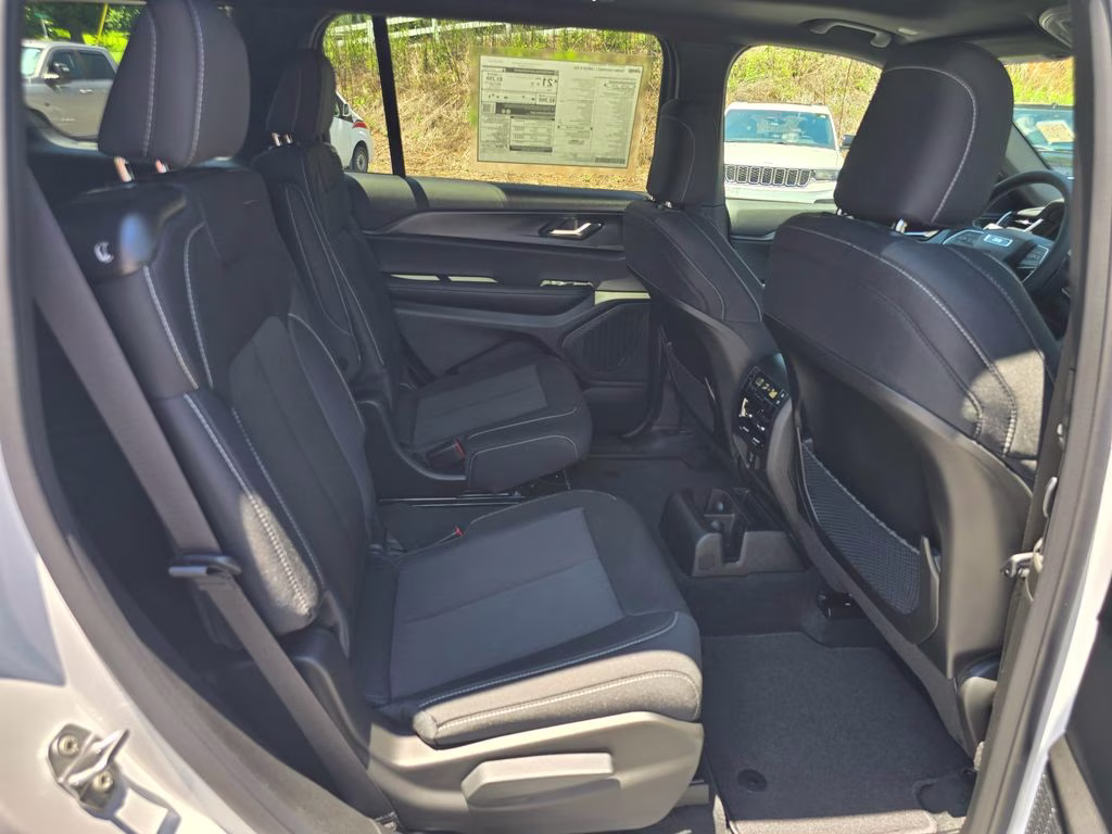 2026 Bright White Clearcoat Jeep Grand Cherokee L Laredo X 4X4 SUV
