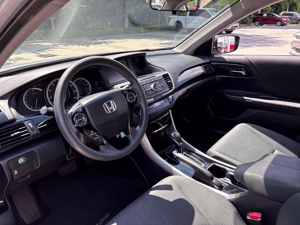 2016 Lunar Silver Metallic Honda Accord LX FWD Sedan