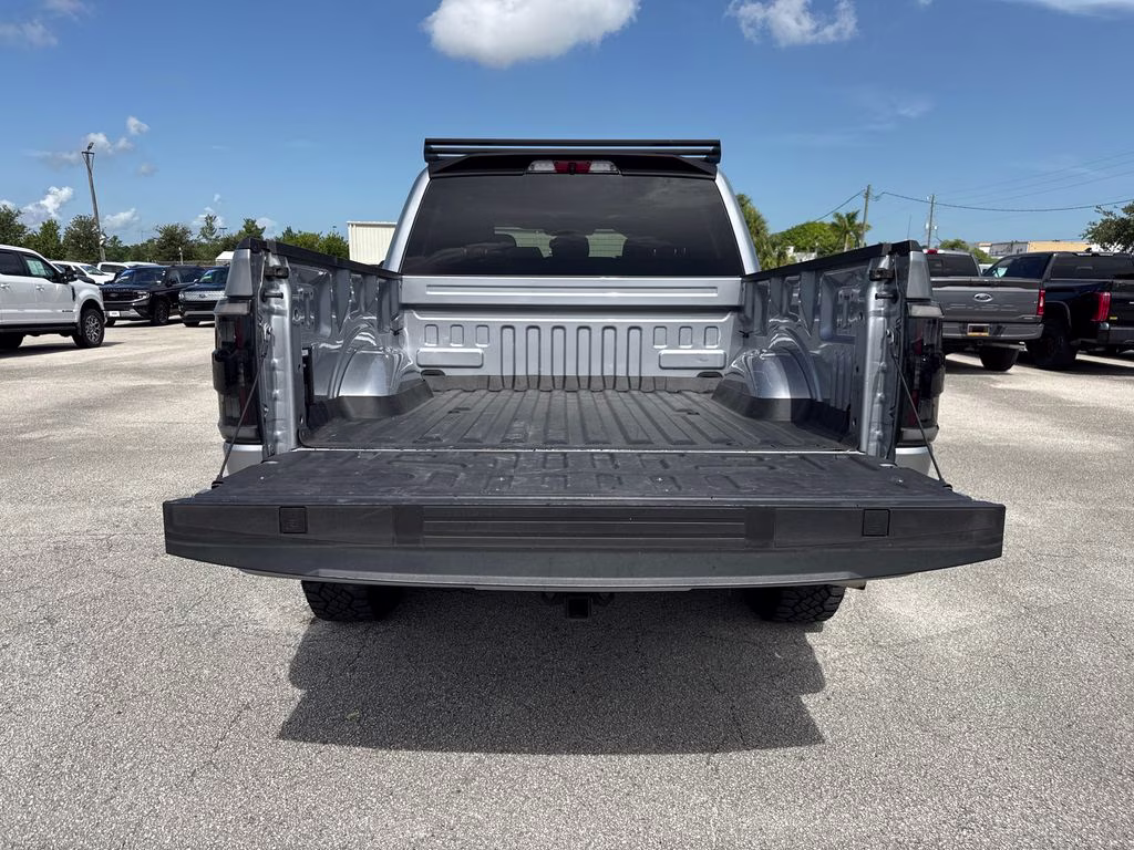 2022 Iconic Silver Metallic Ford F-150 XLT 4X4 Truck