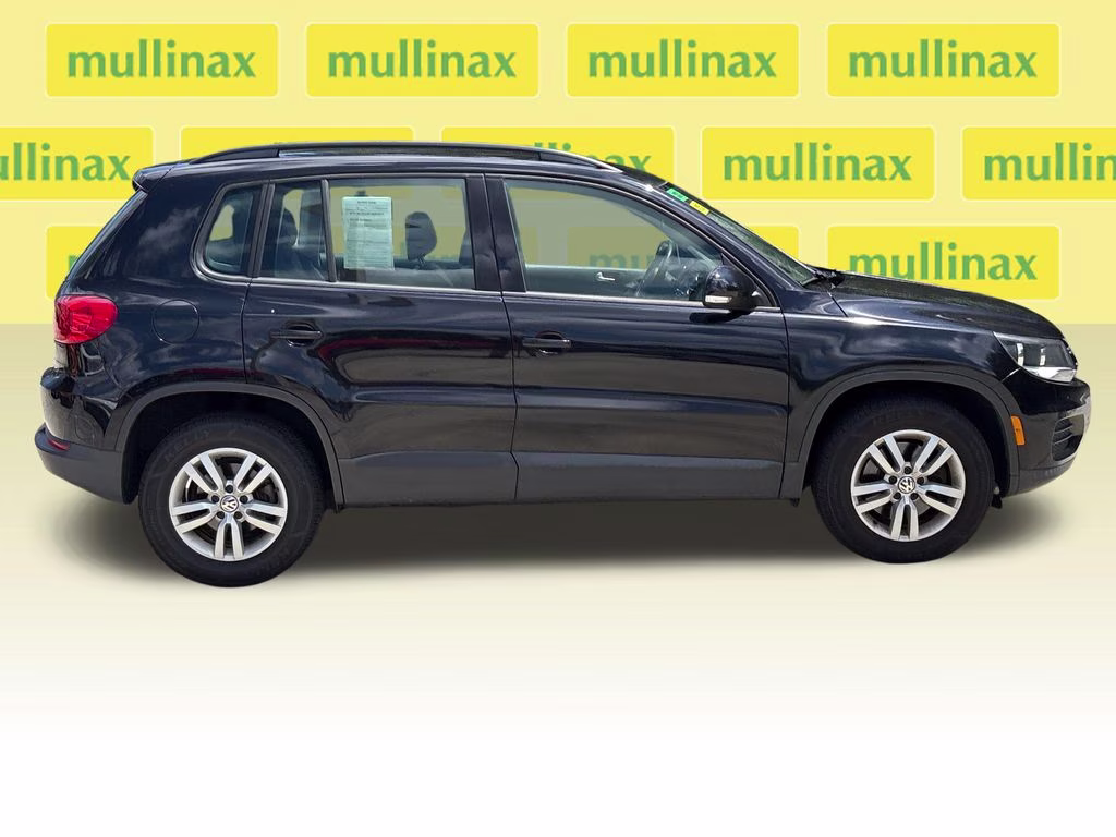 2017 Deep Black Volkswagen Tiguan 2.0T S FWD SUV