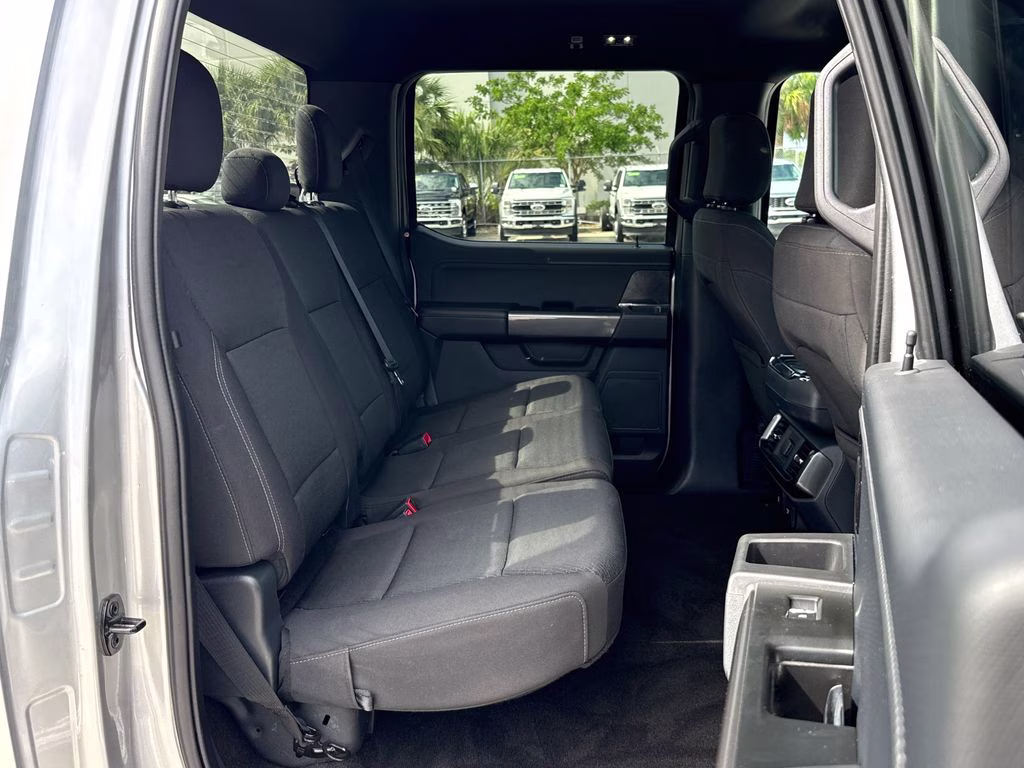 2022 Iconic Silver Metallic Ford F-150 XLT 4X4 Truck