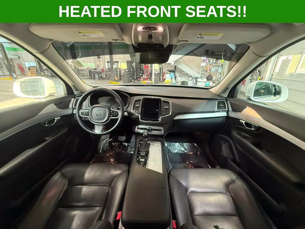 2017 Ice White Volvo XC90 T6 Momentum AWD SUV
