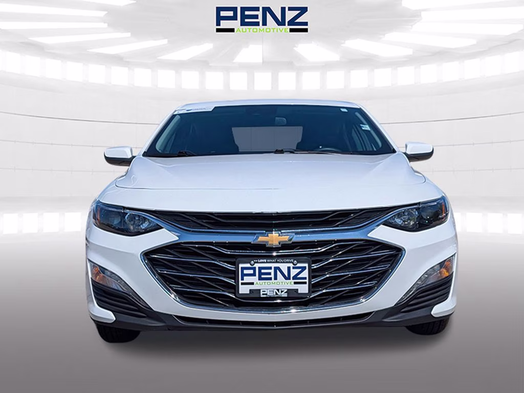 Used 2024 Chevrolet Malibu 1LT with VIN 1G1ZD5ST2RF178978 for sale in Rochester, Minnesota