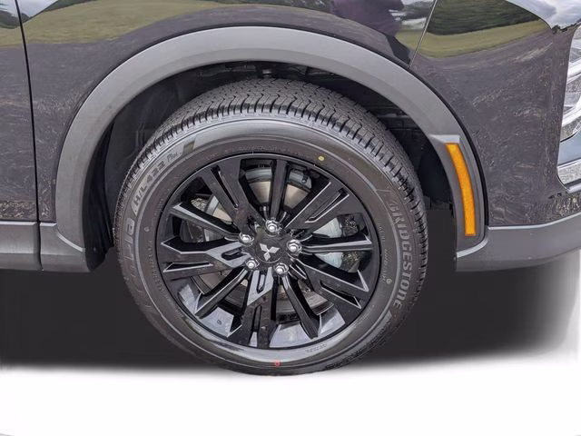 2026 Labrador Black Pearl Mitsubishi Eclipse Cross LE 4X4 SUV