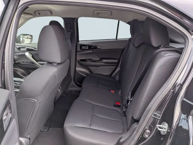 2026 Labrador Black Pearl Mitsubishi Eclipse Cross LE 4X4 SUV