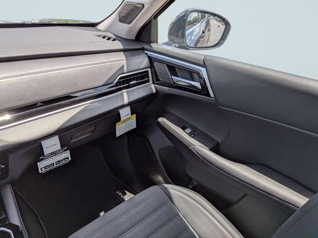 2026 Graphite Gray Mitsubishi Outlander SE FWD SUV
