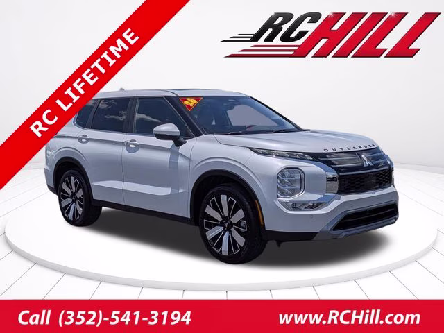 2026 White Diamond Mitsubishi Outlander SE FWD SUV