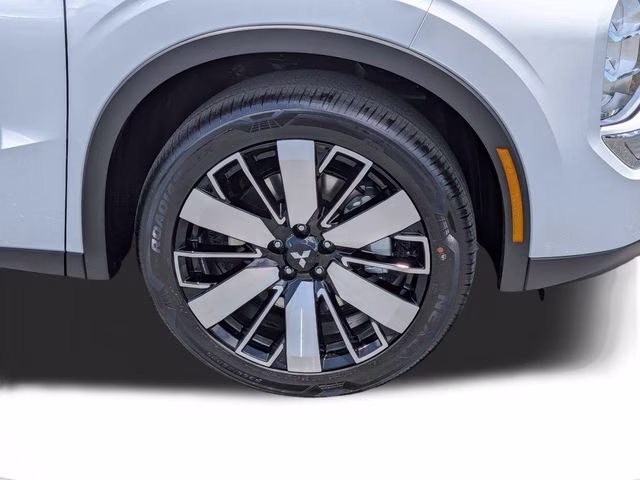 2026 White Diamond Mitsubishi Outlander SE FWD SUV