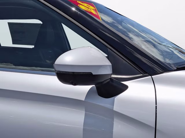 2026 White Diamond Mitsubishi Outlander SE FWD SUV