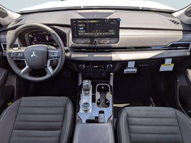 2026 White Diamond Mitsubishi Outlander SE FWD SUV