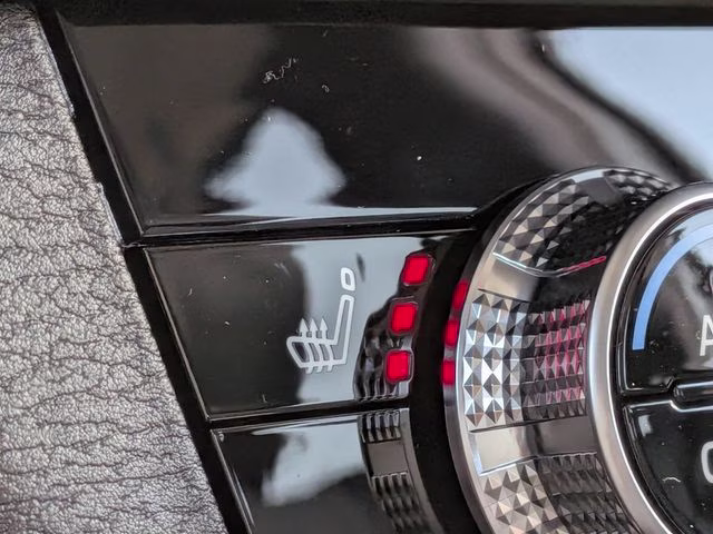 2026 White Diamond Mitsubishi Outlander SE FWD SUV