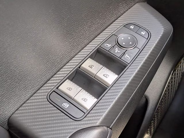 2026 White Diamond Mitsubishi Outlander SE FWD SUV