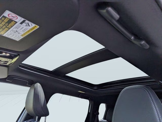 2026 White Diamond/Black Roof Mitsubishi Outlander Black Edition FWD SUV