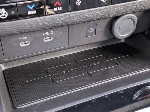 2026 White Diamond/Black Roof Mitsubishi Outlander Black Edition FWD SUV