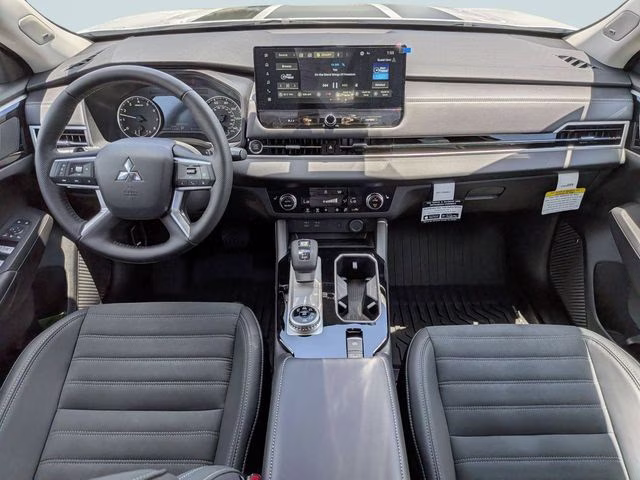 2026 White Diamond/Black Roof Mitsubishi Outlander Trail Edition AWD SUV