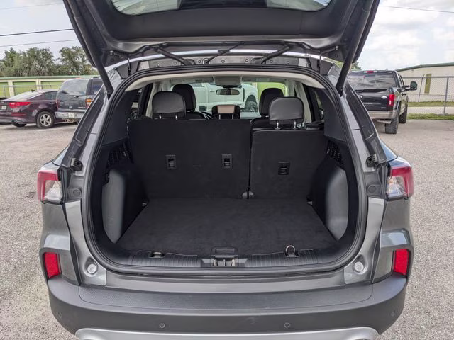2022 Gray Metallic Ford Escape SEL AWD SUV